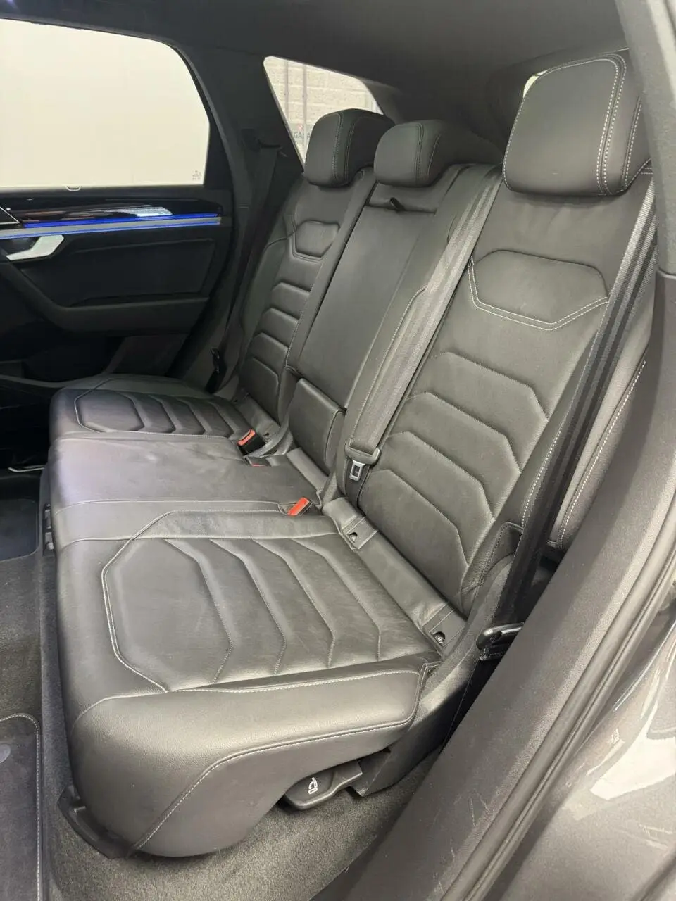 Volkswagen Touareg 3.0 TSi DSG R-Line 4Motion Navigatie-Pano uit 2019, foto 17