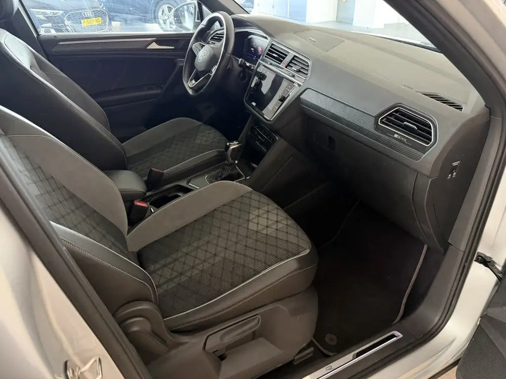 Volkswagen Tiguan 1.5 TSI R-Line Business+ (bj 2021) uit 2021, foto 5