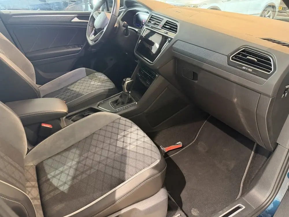 Volkswagen Tiguan 1.5 TSI R-Line (bj 2021, automaat) uit 2021, foto 6