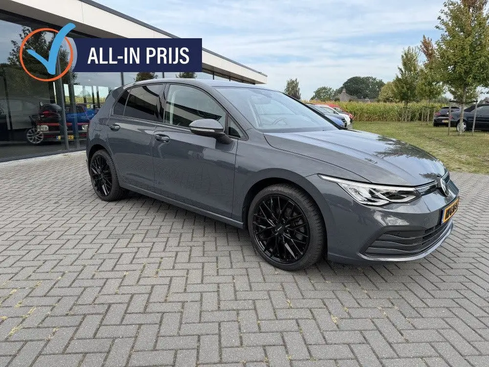 Volkswagen Golf 1.5 TSI Life Bns (bj 2020) uit 2020