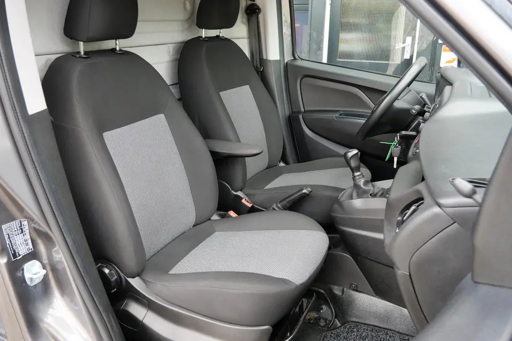 Fiat Doblo Doblò Cargo 1.3 MJ L1H1 uit 2021, foto 4