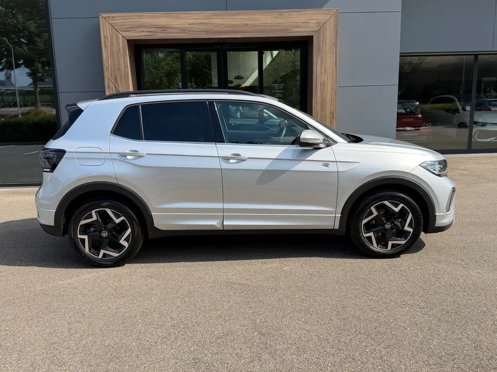 Volkswagen T-Cross 1.5 TSI 150pk DSG R-Line | Camera | Trekh uit 2025, foto 2