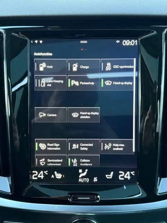 Volvo V60 2.0 T8 Twin Engine Inscription Pano Camera Trekhaa uit 2019, foto 16