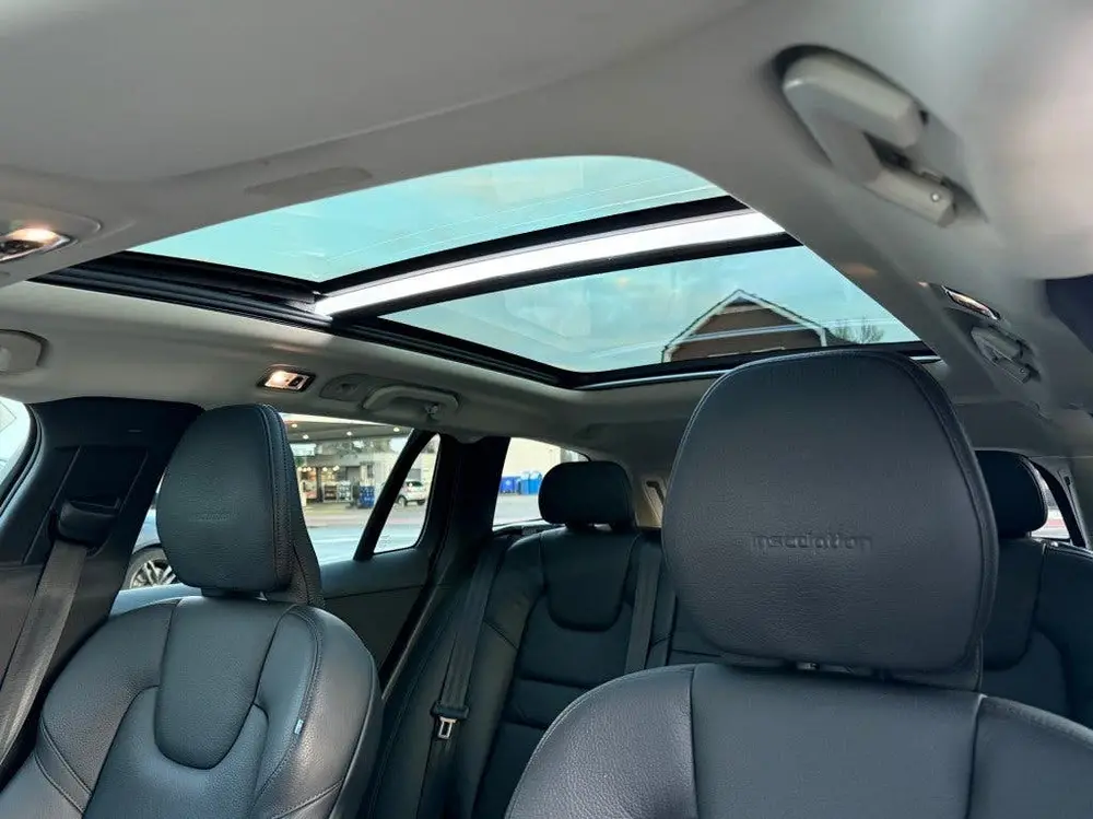 Volvo V60 2.0 T8 Twin Engine Inscription Pano Camera Trekhaa uit 2019, foto 19