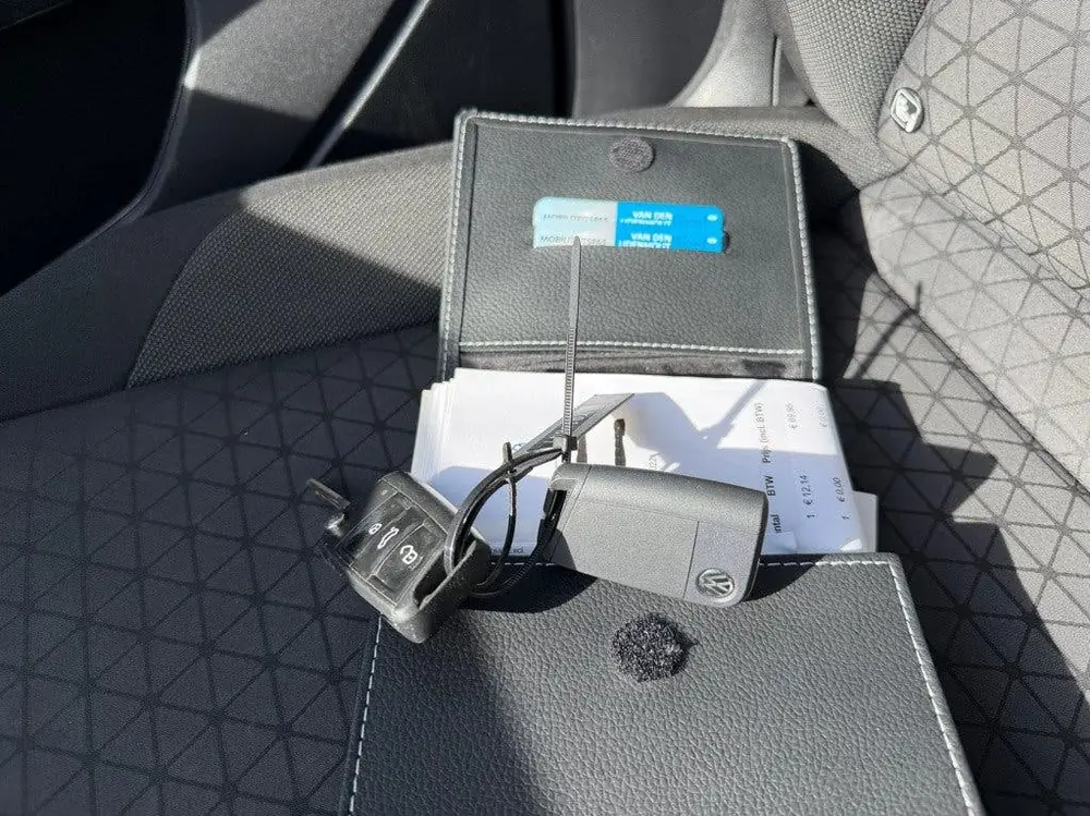 Volkswagen T-Cross 1.0 TSI Life Trekhaak Airco uit 2019, foto 9