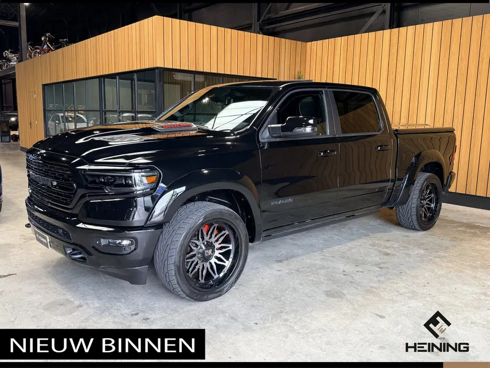 Dodge Ram 1500 5.7 V8 4x4 Crew Cab Limited Night. 22 inch. H uit 2021