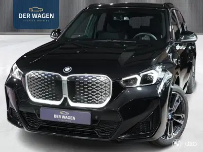 BMW iX1 eDrive20 67 kWh M Sport uit 2025