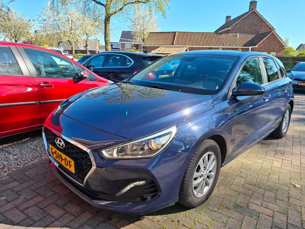 Hyundai I30 1.0 T-GDI Comfort. Zeer netjes en luxe o.a: Navi uit 2019, foto 13