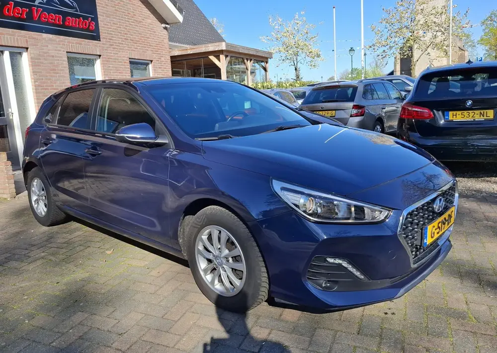 Hyundai I30 1.0 T-GDI Comfort. Zeer netjes en luxe o.a: Navi uit 2019, foto 18