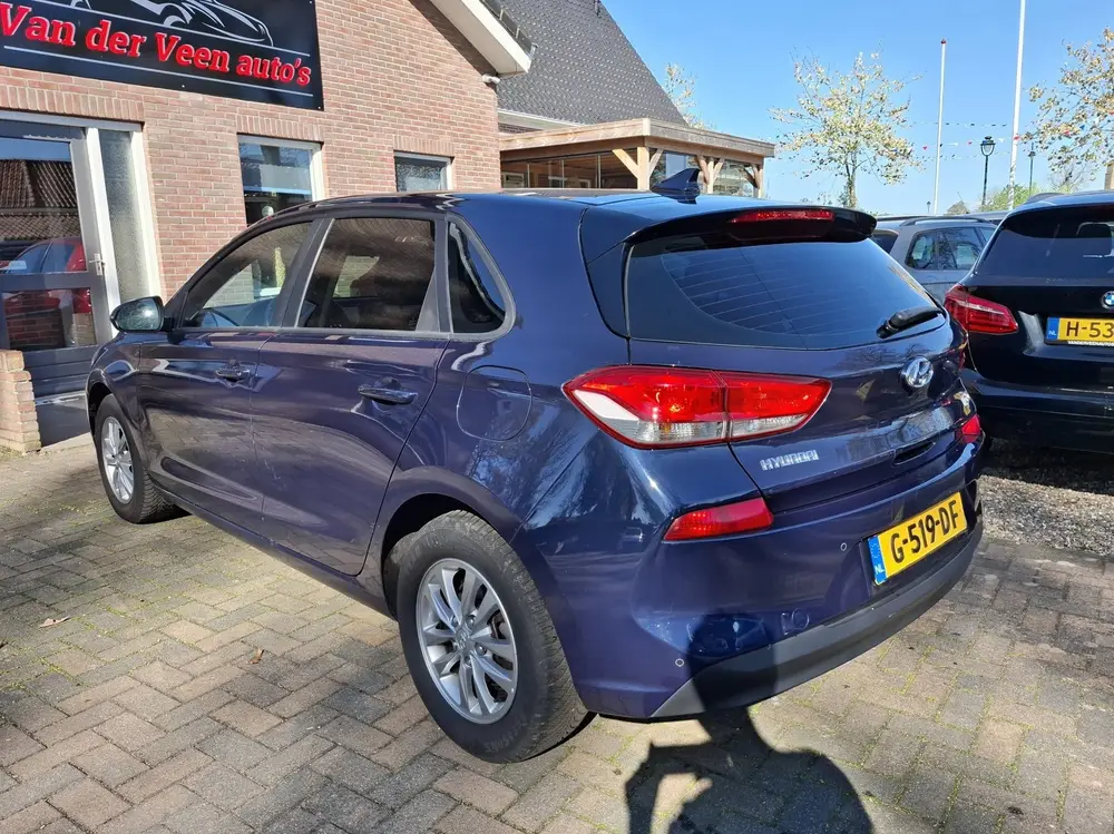Hyundai I30 1.0 T-GDI Comfort. Zeer netjes en luxe o.a: Navi uit 2019, foto 3
