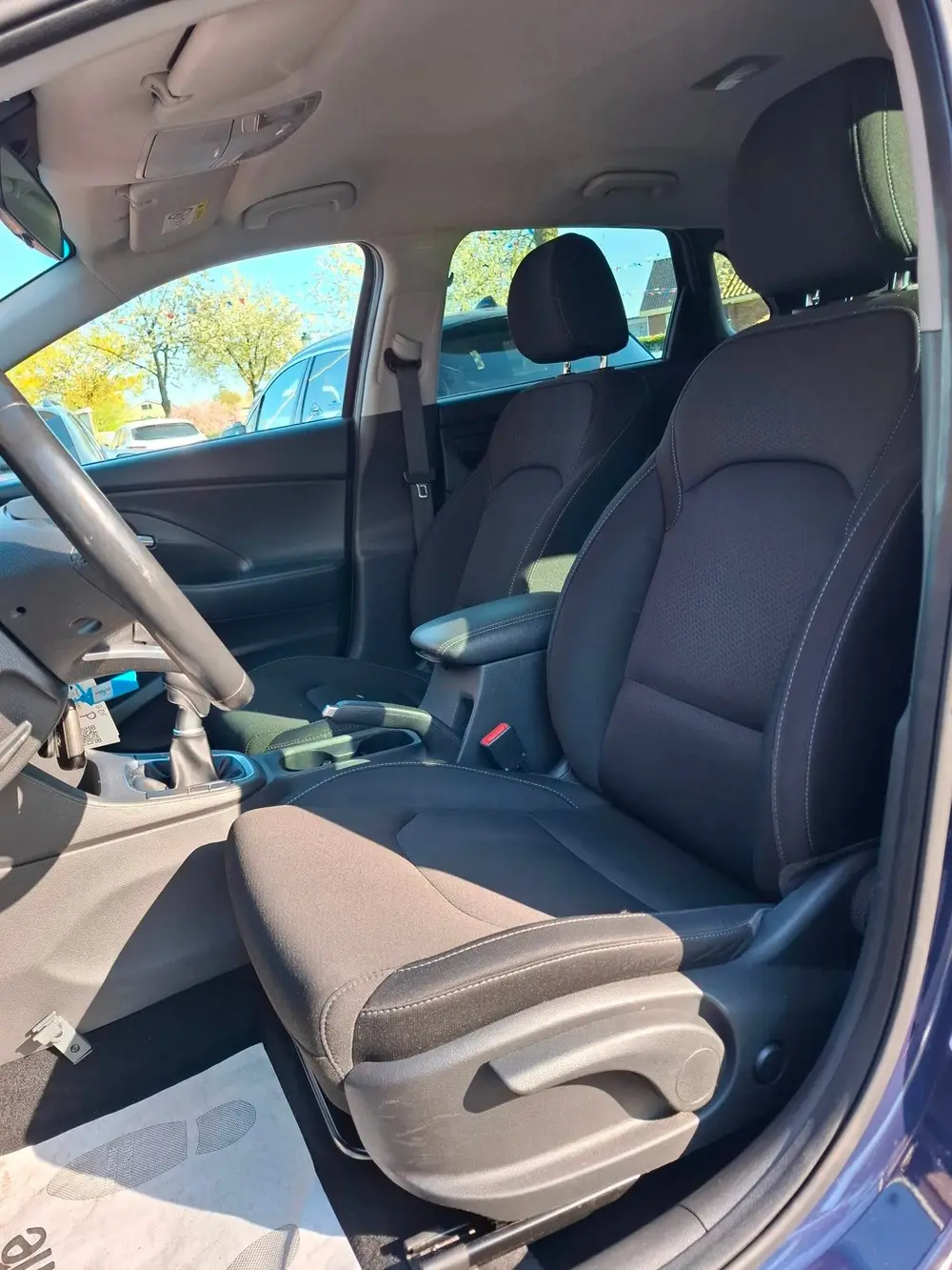 Hyundai I30 1.0 T-GDI Comfort. Zeer netjes en luxe o.a: Navi uit 2019, foto 5