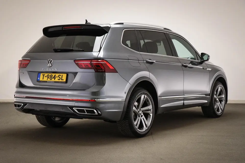 Volkswagen Tiguan Allspace 1.5 TSI R-Line 7p. | NAVIGATIE | uit 2023, foto 2