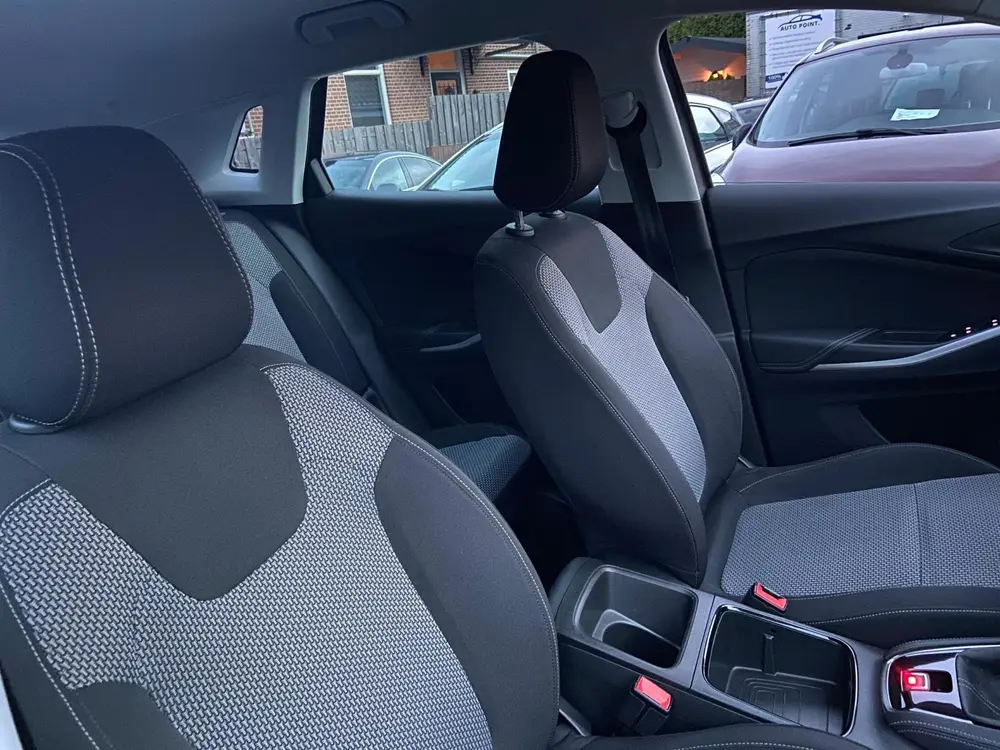 Opel Grandland X 1.2 Turbo NAVI uit 2019, foto 10