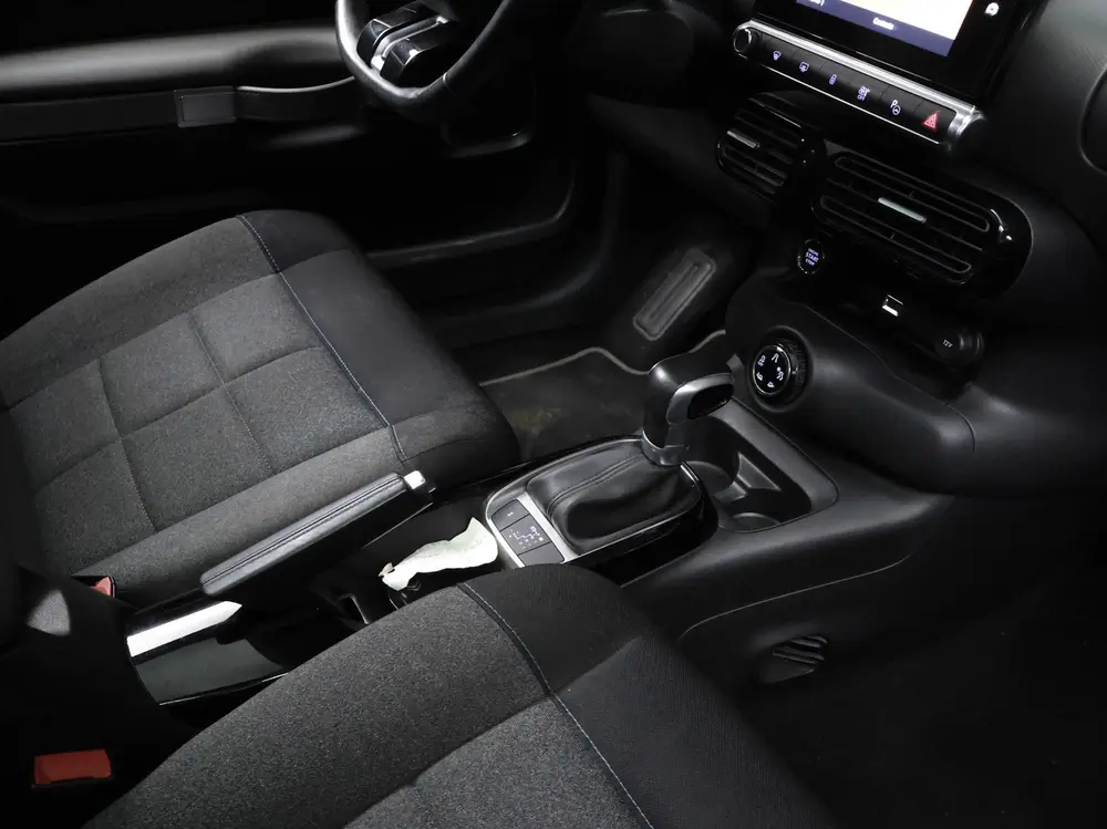 Citroën C4 Cactus Citroen C4 Cactus 1.2 PureTech Shine (PANO uit 2019, foto 20