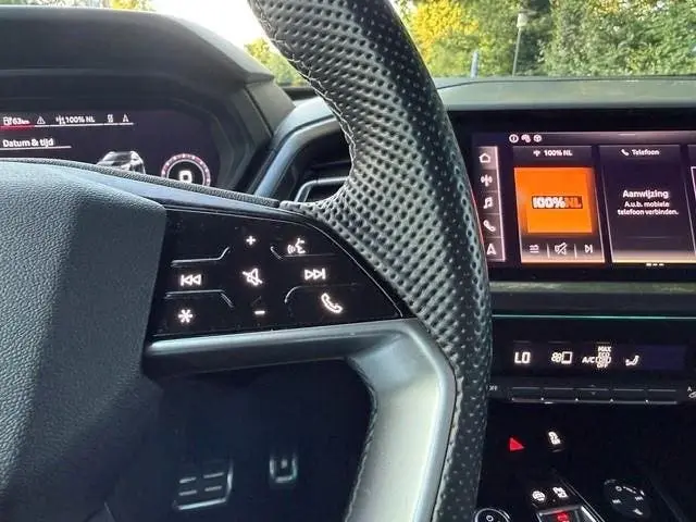 Audi Q4 e-tron 40 Launch Edition S Competition 77kWh SOH uit 2021, foto 12