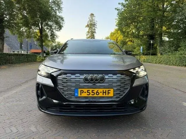 Audi Q4 e-tron 40 Launch Edition S Competition 77kWh SOH uit 2021, foto 2