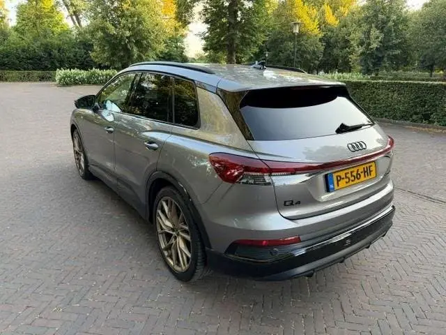 Audi Q4 e-tron 40 Launch Edition S Competition 77kWh SOH uit 2021, foto 4