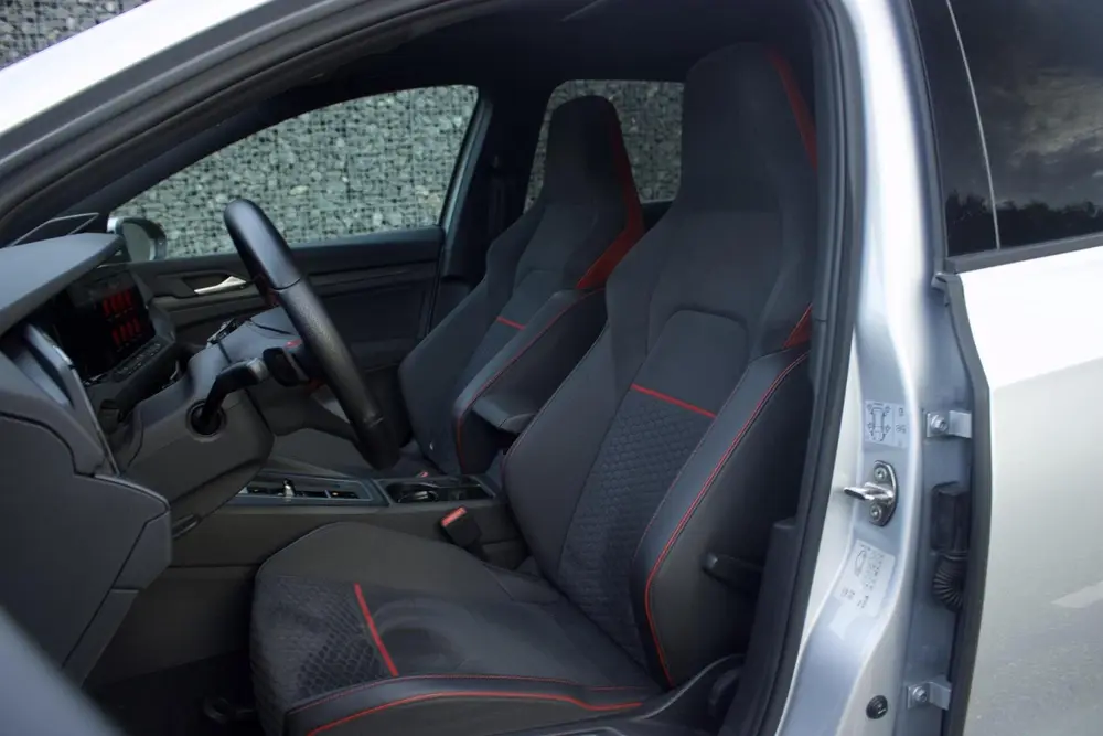 Volkswagen Golf 8 GTI Clubsport|Special- Pano -H/K- IQ Light uit 2021, foto 10