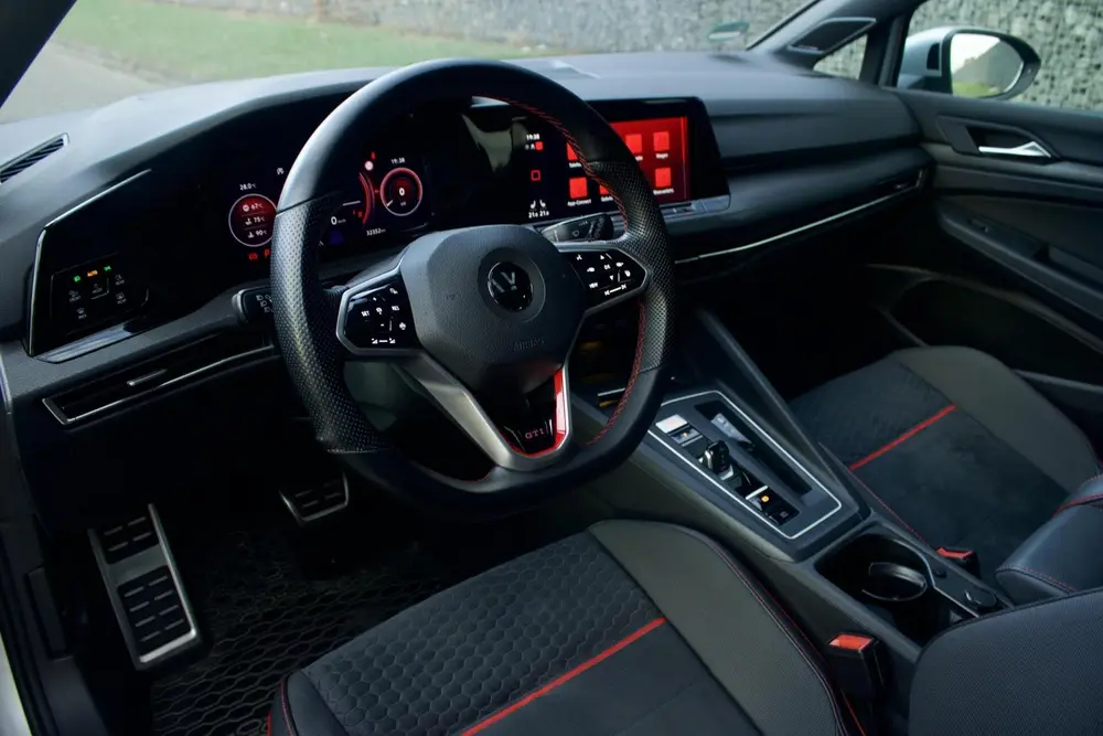 Volkswagen Golf 8 GTI Clubsport|Special- Pano -H/K- IQ Light uit 2021, foto 2