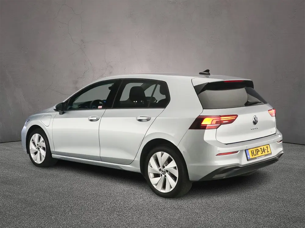 Volkswagen Golf uit 2026, foto 3