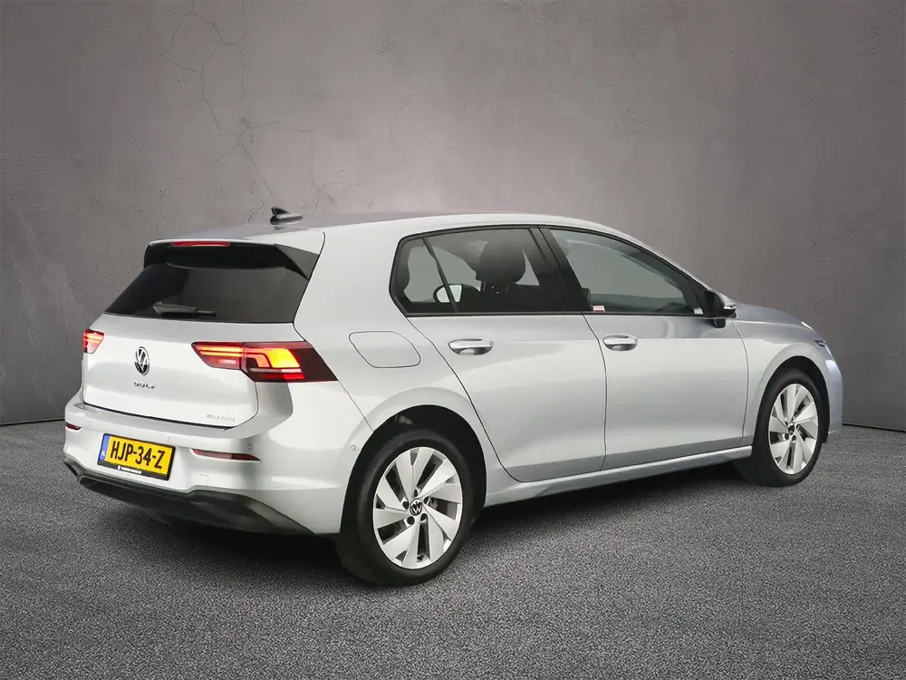 Volkswagen Golf uit 2026, foto 5