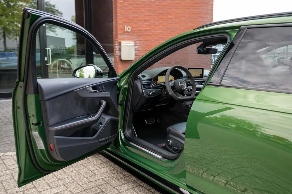 Audi RS4 2.9 TFSI quattro 545pk Stage 2 Downpipe Ke uit 2019, foto 11