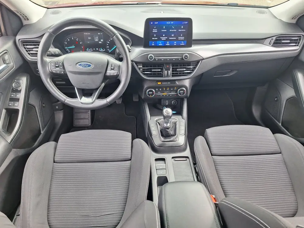 Ford Focus 1.0 EcoBoost Titanium Business/NAVI/STOELVERWARMI uit 2019, foto 15