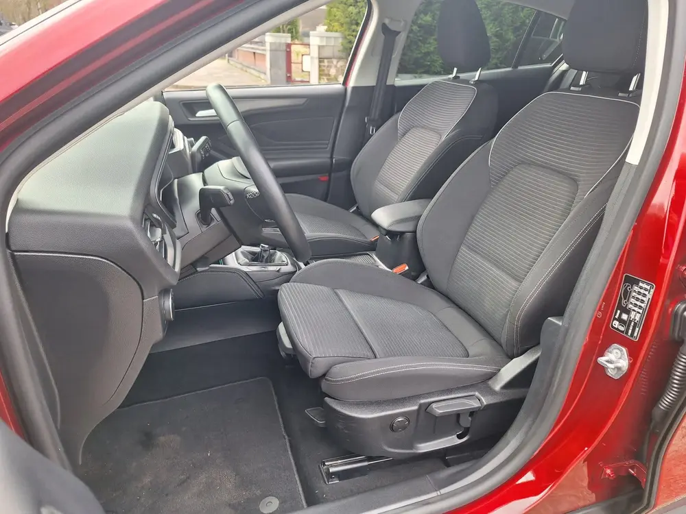 Ford Focus 1.0 EcoBoost Titanium Business/NAVI/STOELVERWARMI uit 2019, foto 9