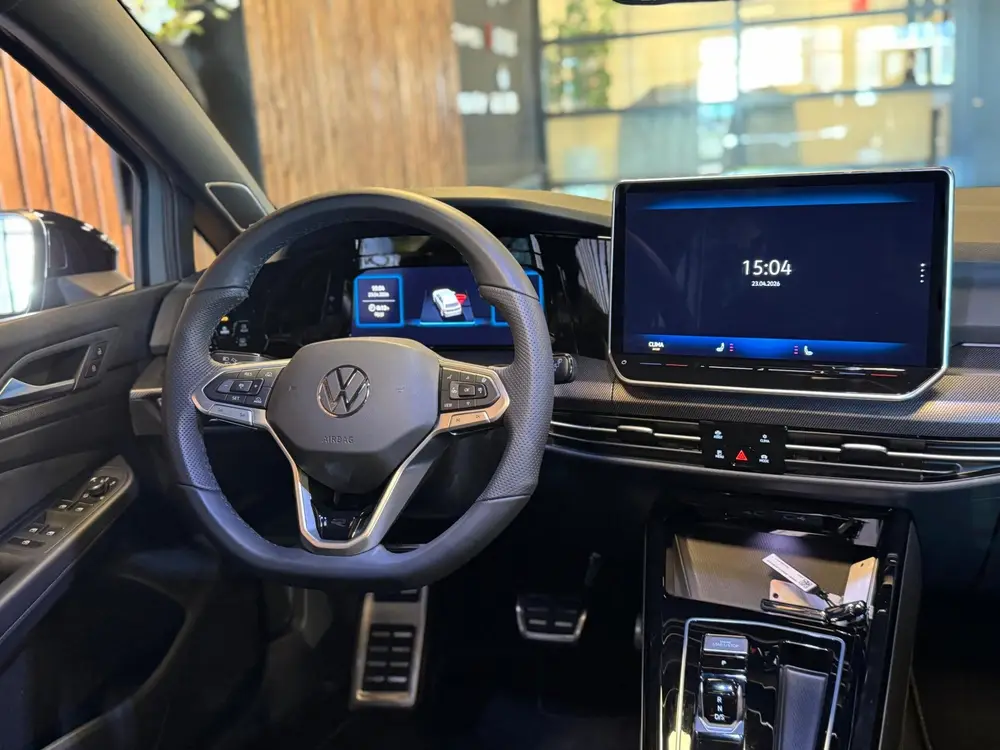 Volkswagen Golf 1.5 eTSI R-Line / 360 Camera / Pano / H/K / uit 2025, foto 19