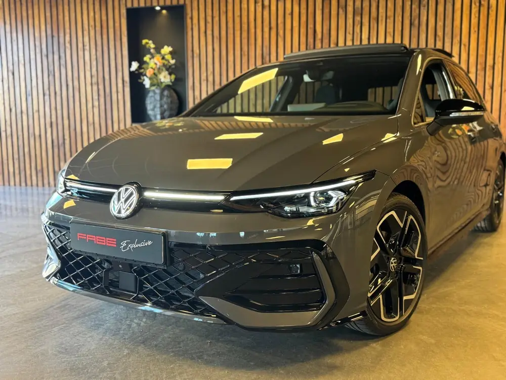 Volkswagen Golf 1.5 eTSI R-Line / 360 Camera / Pano / H/K / uit 2025, foto 2