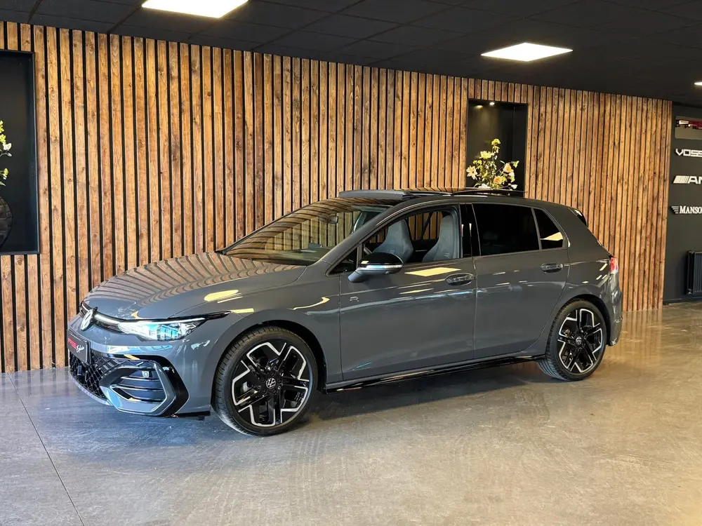 Volkswagen Golf 1.5 eTSI R-Line / 360 Camera / Pano / H/K / uit 2025, foto 3