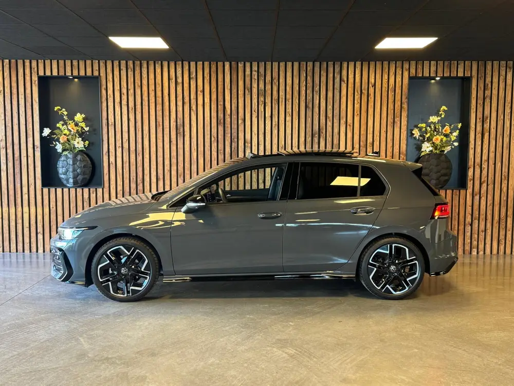 Volkswagen Golf 1.5 eTSI R-Line / 360 Camera / Pano / H/K / uit 2025, foto 4