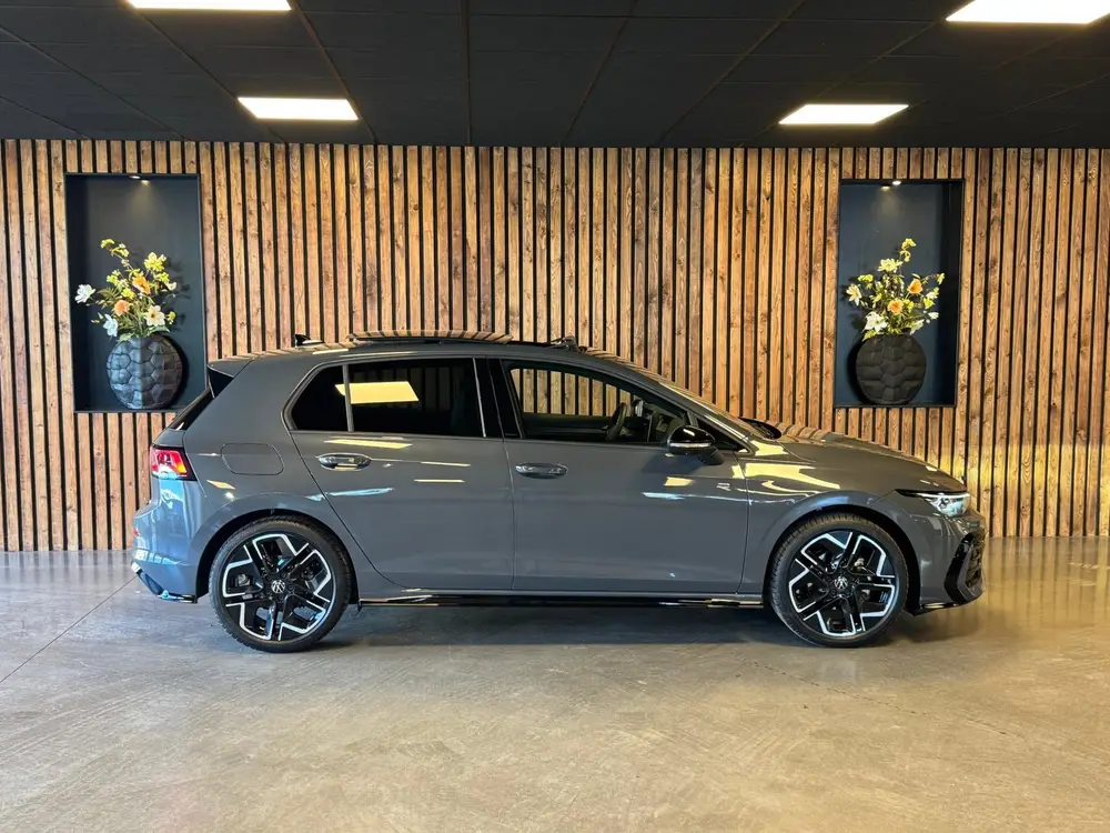 Volkswagen Golf 1.5 eTSI R-Line / 360 Camera / Pano / H/K / uit 2025, foto 8