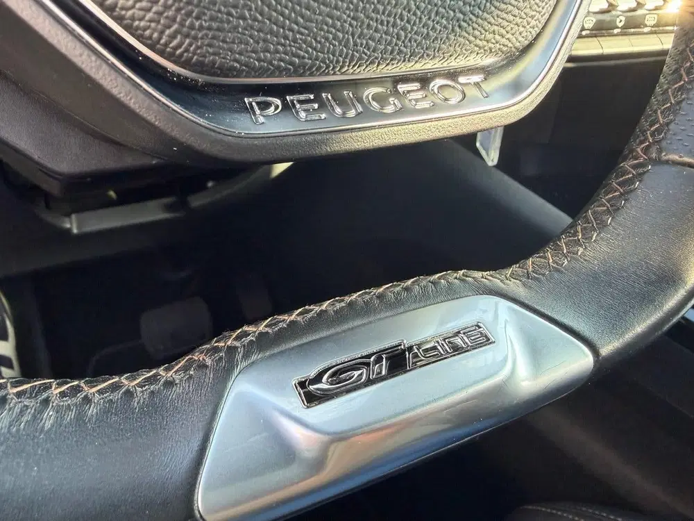 Peugeot 5008 1.2 PureTech 130pk GT-Line Automaat uit 2021, foto 18