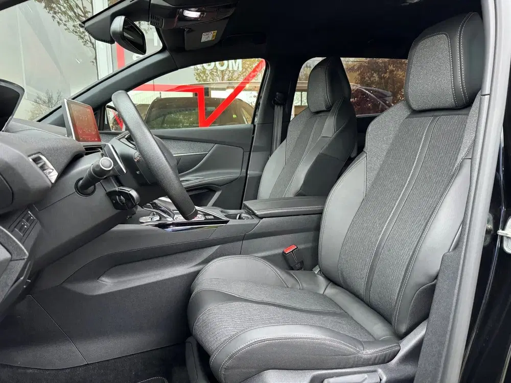 Peugeot 5008 1.2 PureTech 130pk GT-Line Automaat uit 2021, foto 6