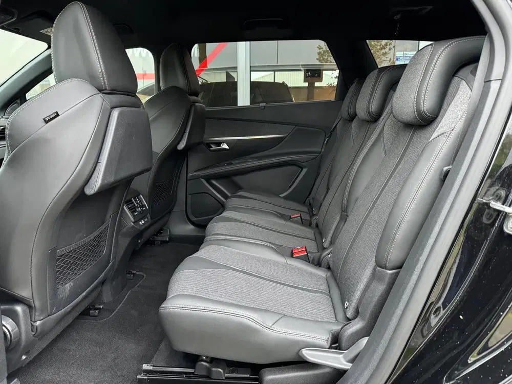 Peugeot 5008 1.2 PureTech 130pk GT-Line Automaat uit 2021, foto 7