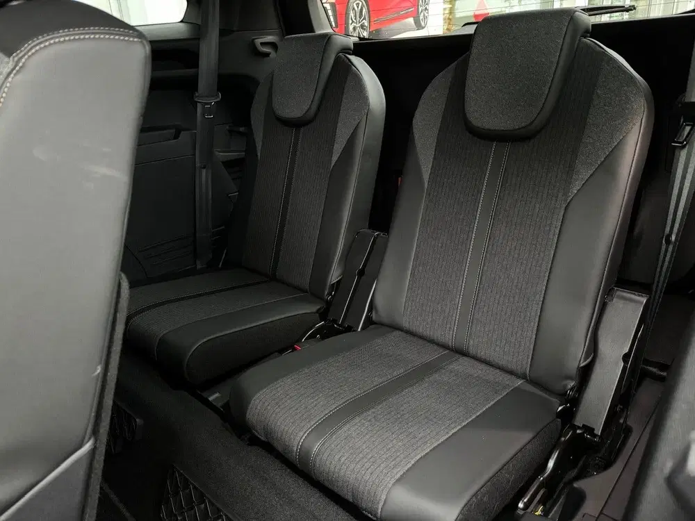 Peugeot 5008 1.2 PureTech 130pk GT-Line Automaat uit 2021, foto 8