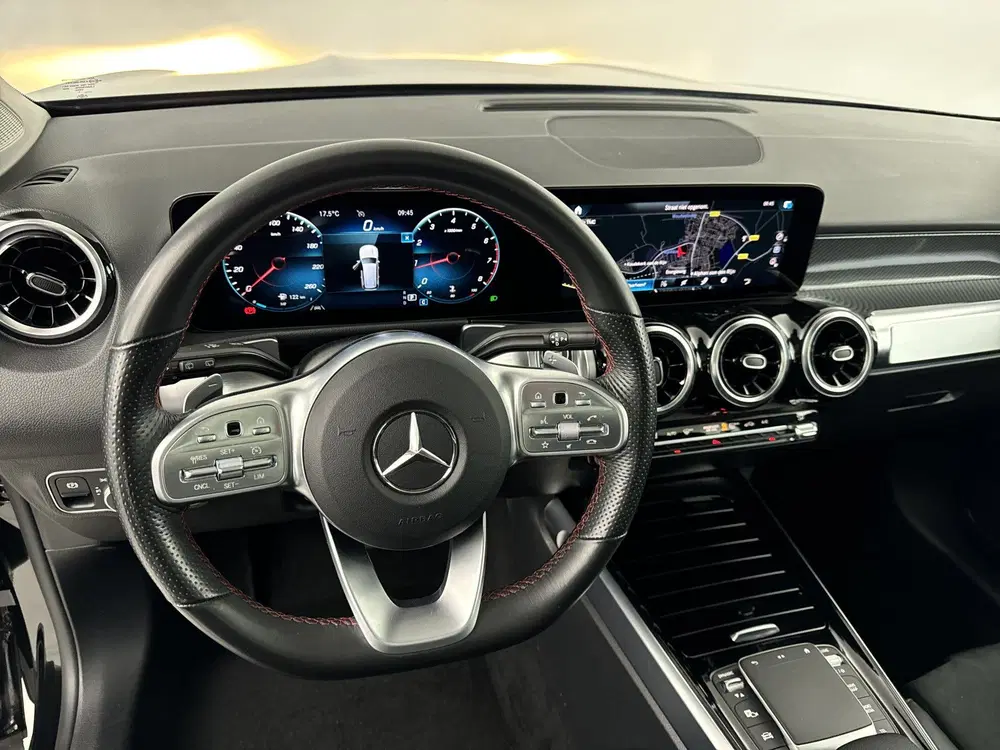 Mercedes-Benz GLB AMG Business Solution Pano-dak uit 2021, foto 14