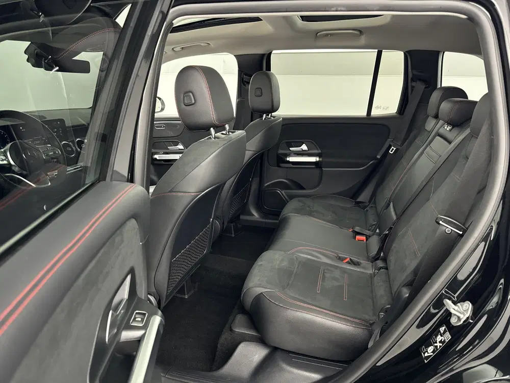 Mercedes-Benz GLB AMG Business Solution Pano-dak uit 2021, foto 18
