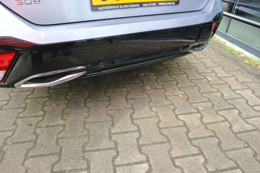 Peugeot 308 1.2 PureTech GT 130PK AUTOMAAT NAVI FOCAL uit 2022, foto 12
