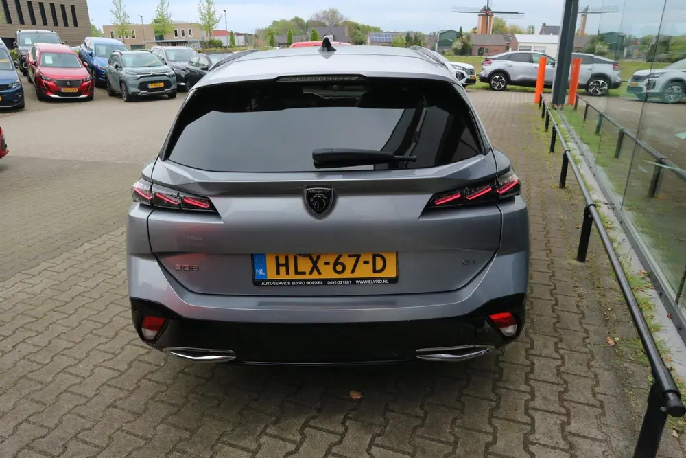 Peugeot 308 1.2 PureTech GT 130PK AUTOMAAT NAVI FOCAL uit 2022, foto 4