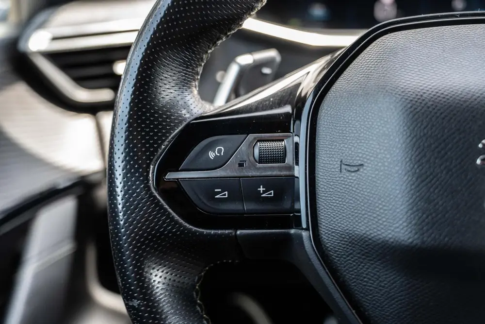 Peugeot 208 1.2 PureTech GT-Line Keyless uit 2019, foto 20