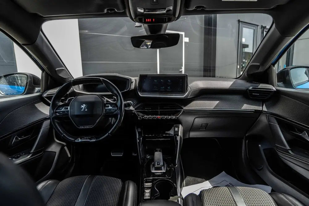 Peugeot 208 1.2 PureTech GT-Line Keyless uit 2019, foto 3