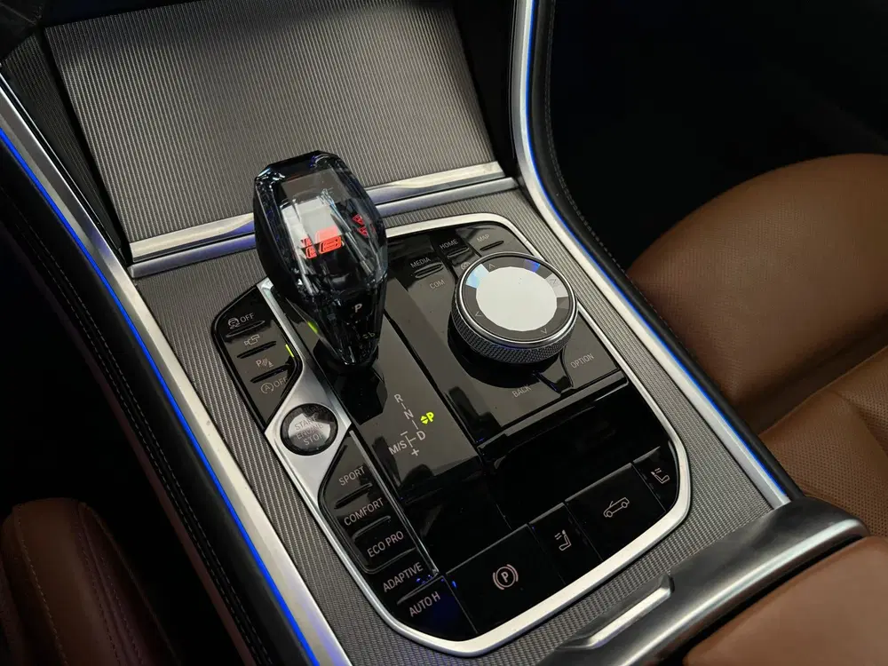 BMW 8-serie 840i High Executive M Sport HuD uit 2020, foto 16
