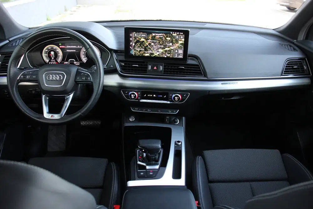 Audi Q5 50 TFSI e S edition Competition uit 2022, foto 11