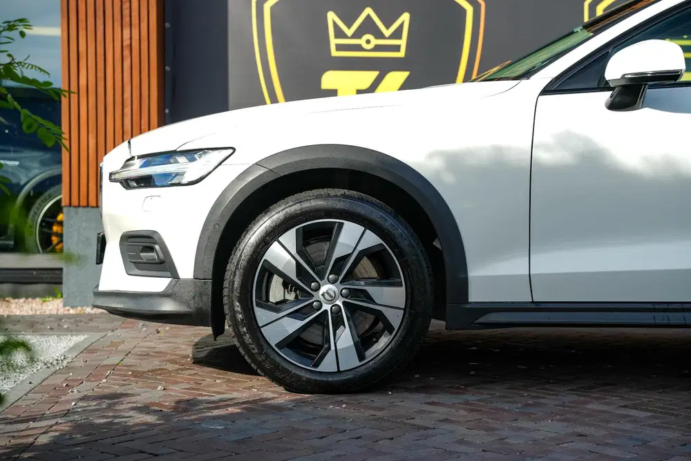Volvo V60 Cross Country 2.0 B5 AWD Pro Adaptieve Cruise Keyl uit 2021, foto 12