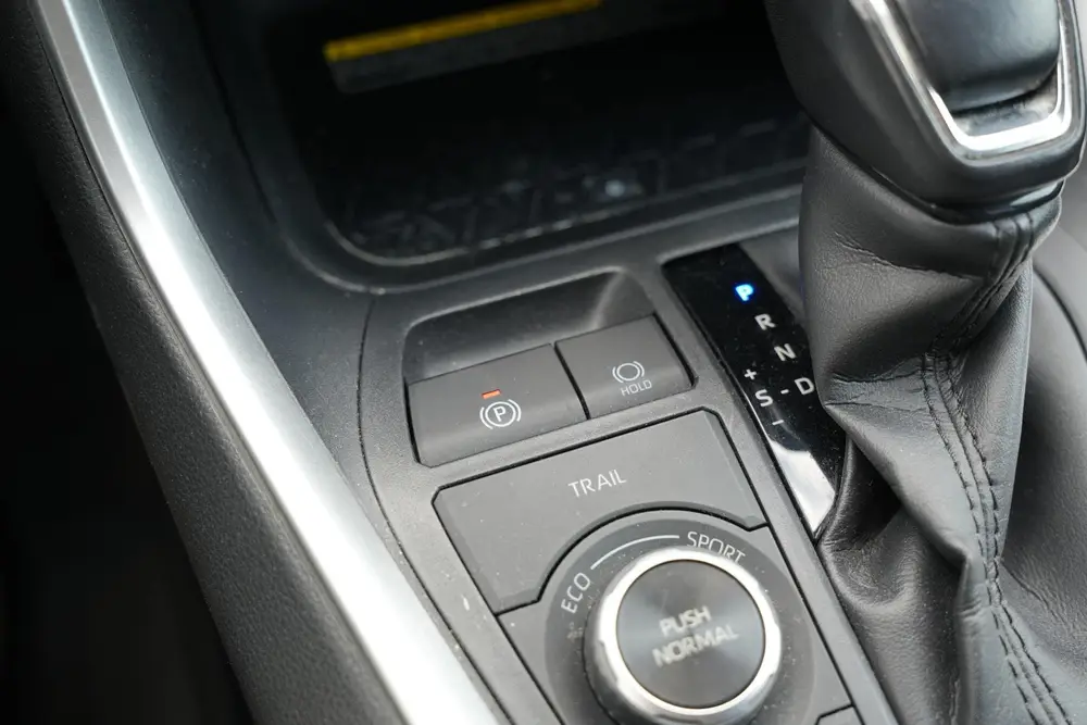 Toyota RAV4 2.5 Hybrid AWD Business Intro uit 2019, foto 16