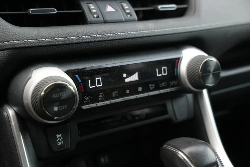 Toyota RAV4 2.5 Hybrid AWD Business Intro uit 2019, foto 17