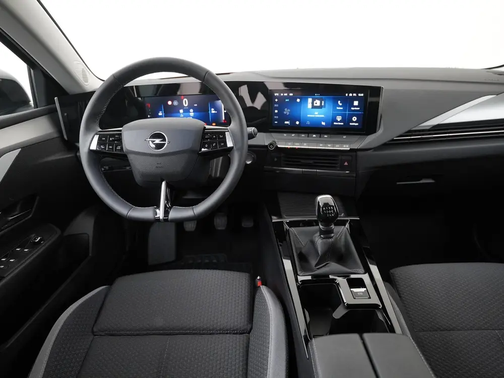 Opel Astra 1.2 Turbo Business Edition uit 2025, foto 6