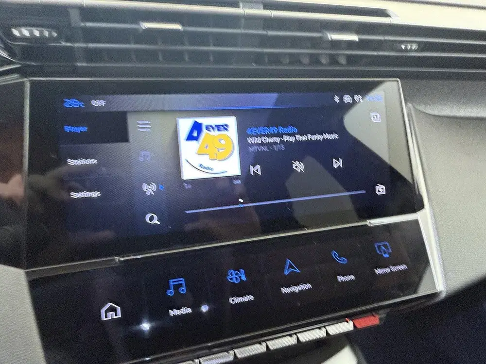 Peugeot 408 1.2 Hybrid 145 e-DCS6 Allure uit 2025, foto 16